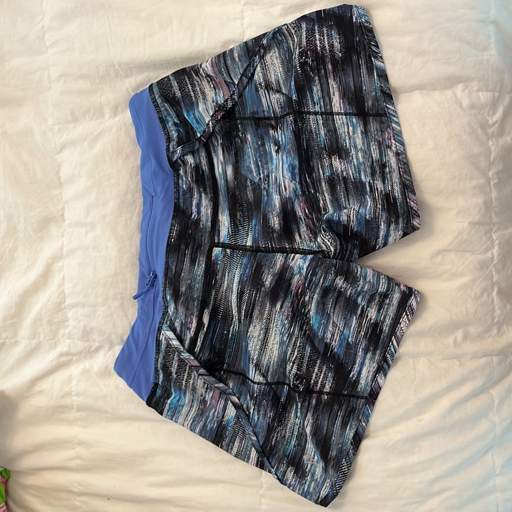 Girls size 14 Ivivva shorts - Picture 2 of 2